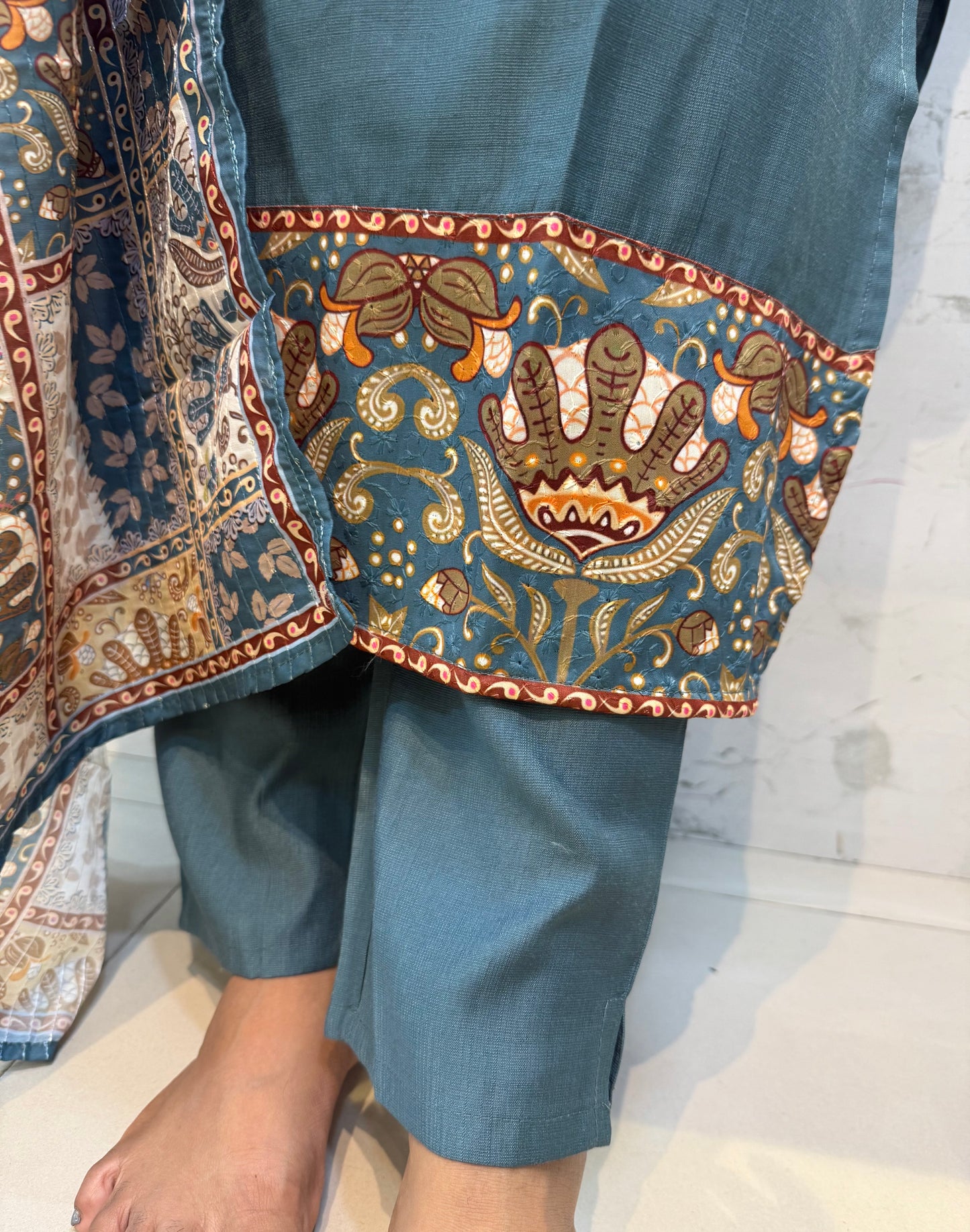 Simple Green Kurti with Printed Dupatta and Pant