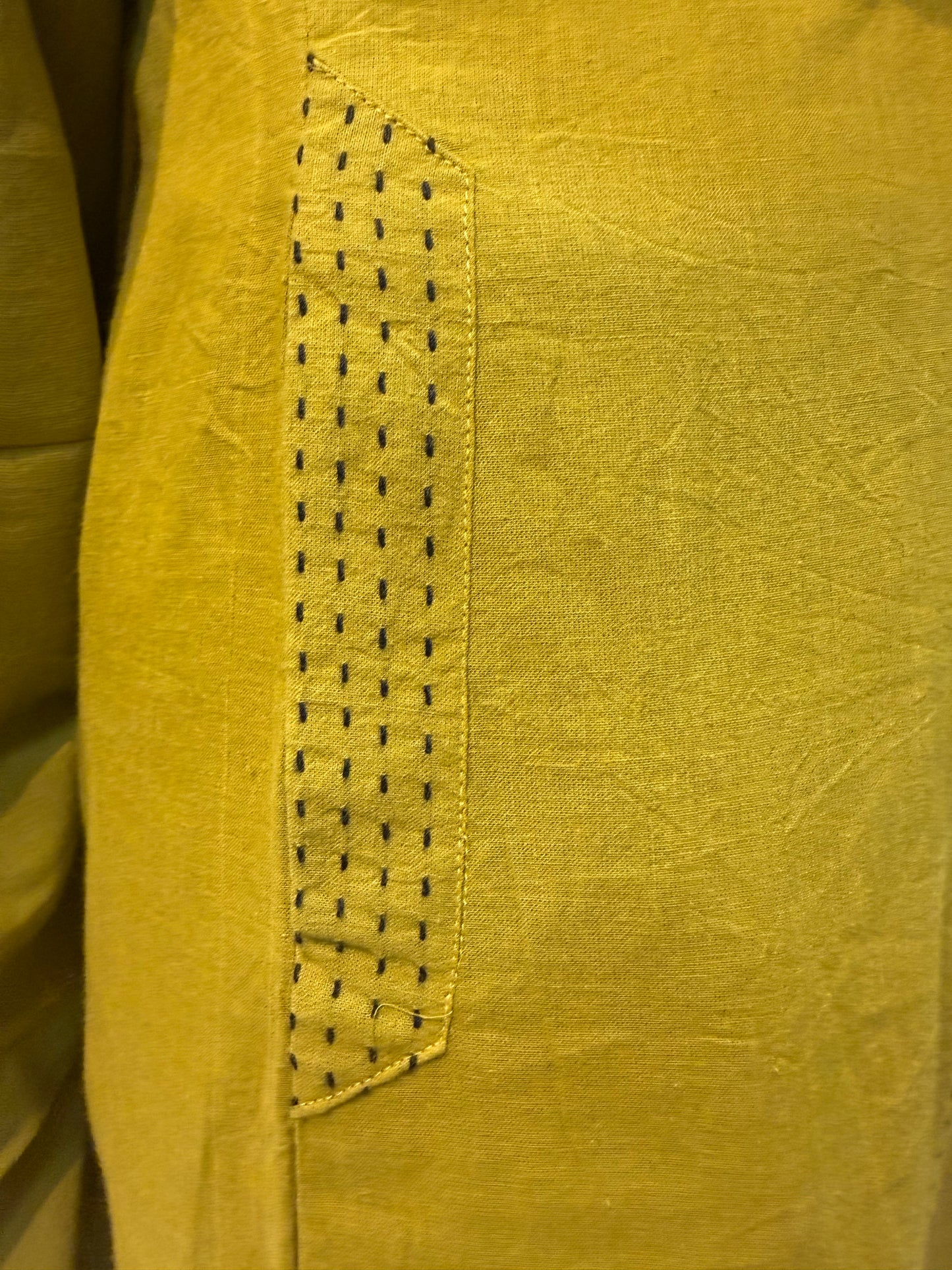 Pure Handloom Thread Embroidery Kurti With Pant and Dupatta-HSC140