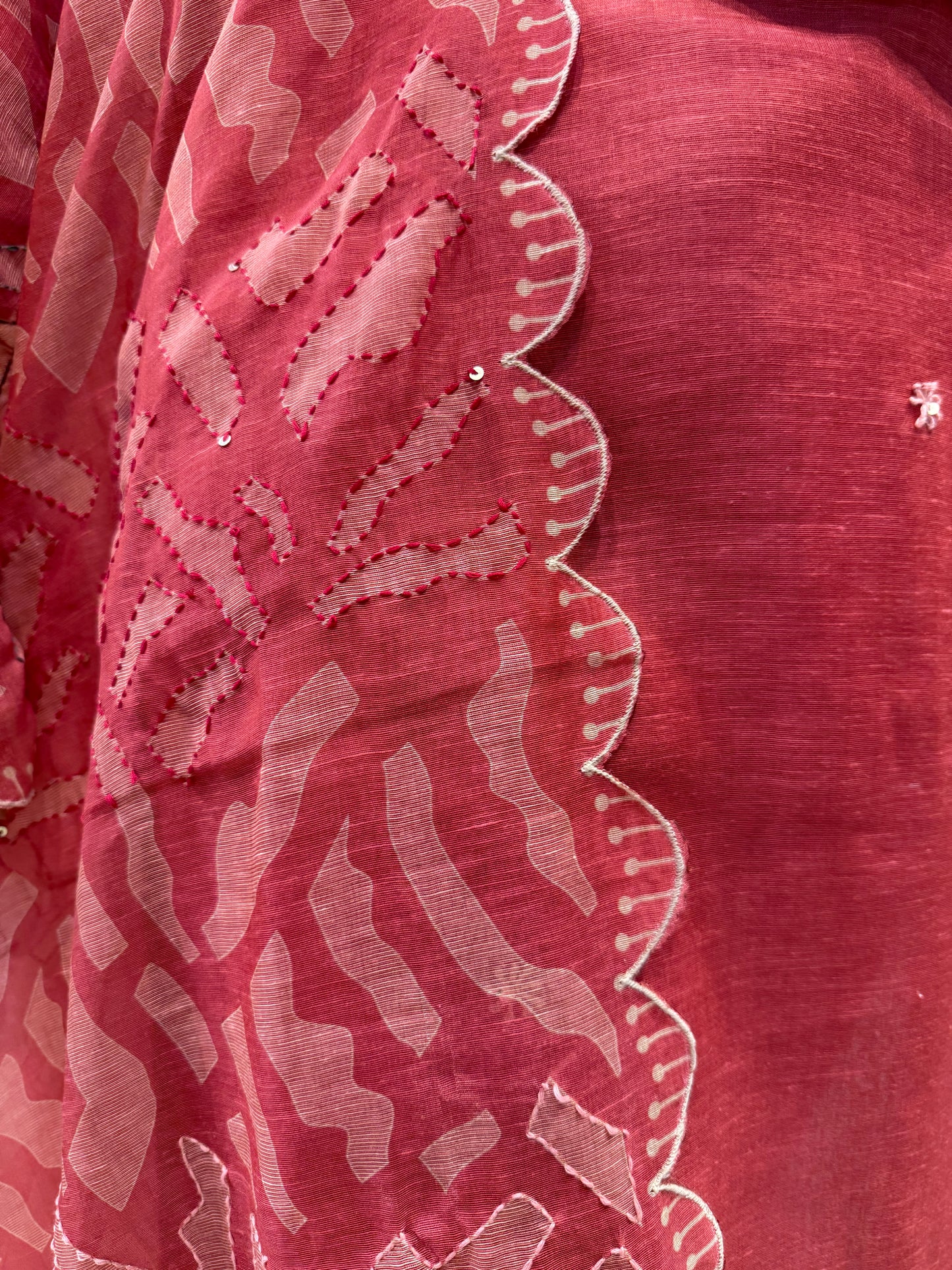 Tissue Linen Scallop Cut Thread Embroidery Kurti With Pant and Dupatta