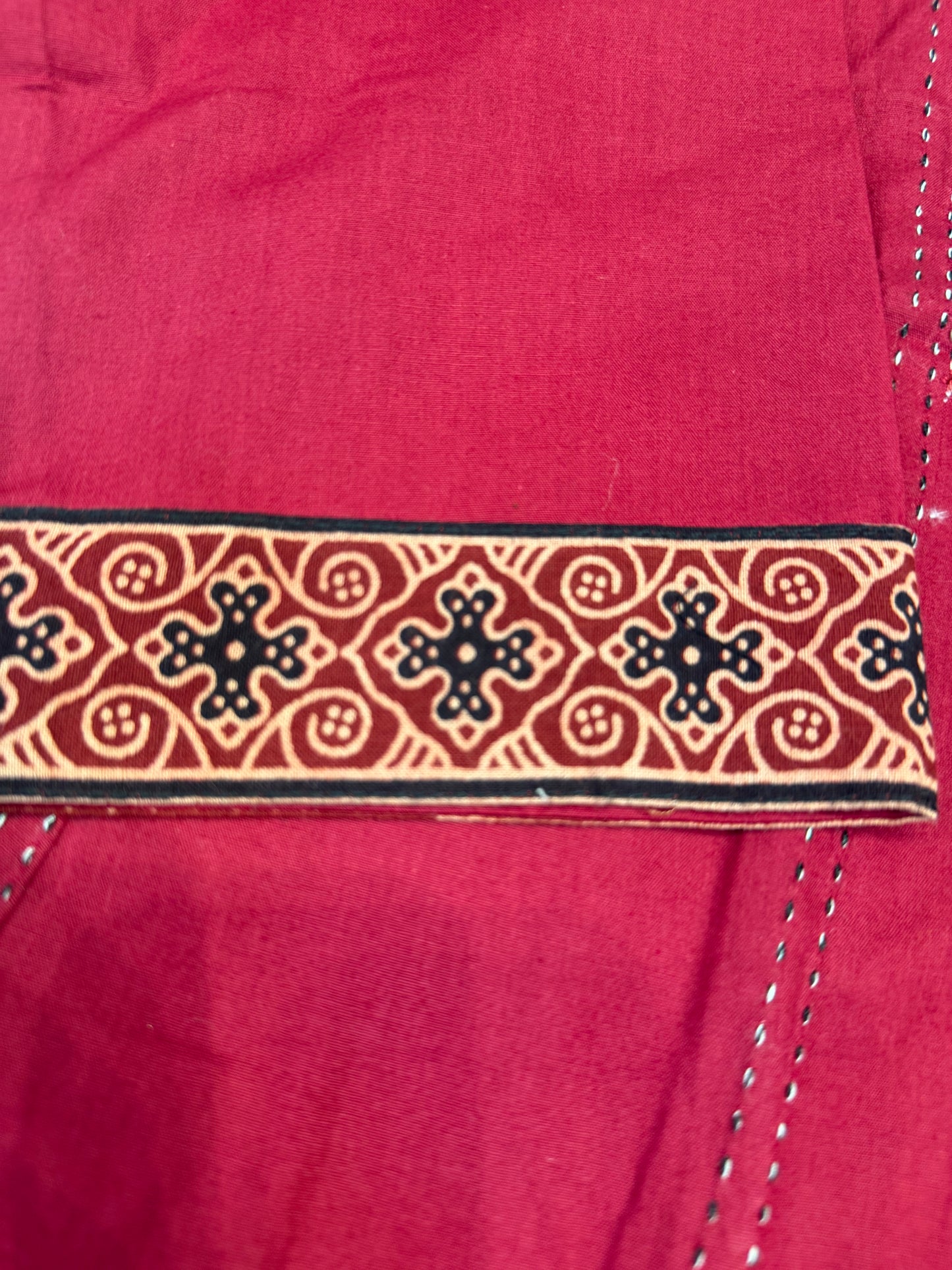 Appliqué Work Kurti with Pant and Constrast Dupatta