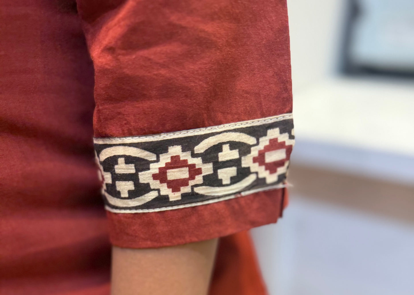 Brown Printed Contrast Dupatta Back With Pant and Dupatta-HSC55