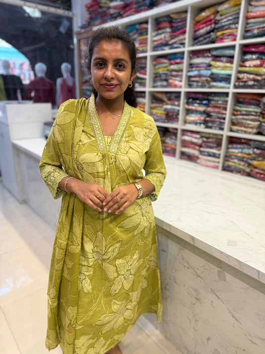 A-line Green Cotton Lace Work Kurti With Pant and Dupatta