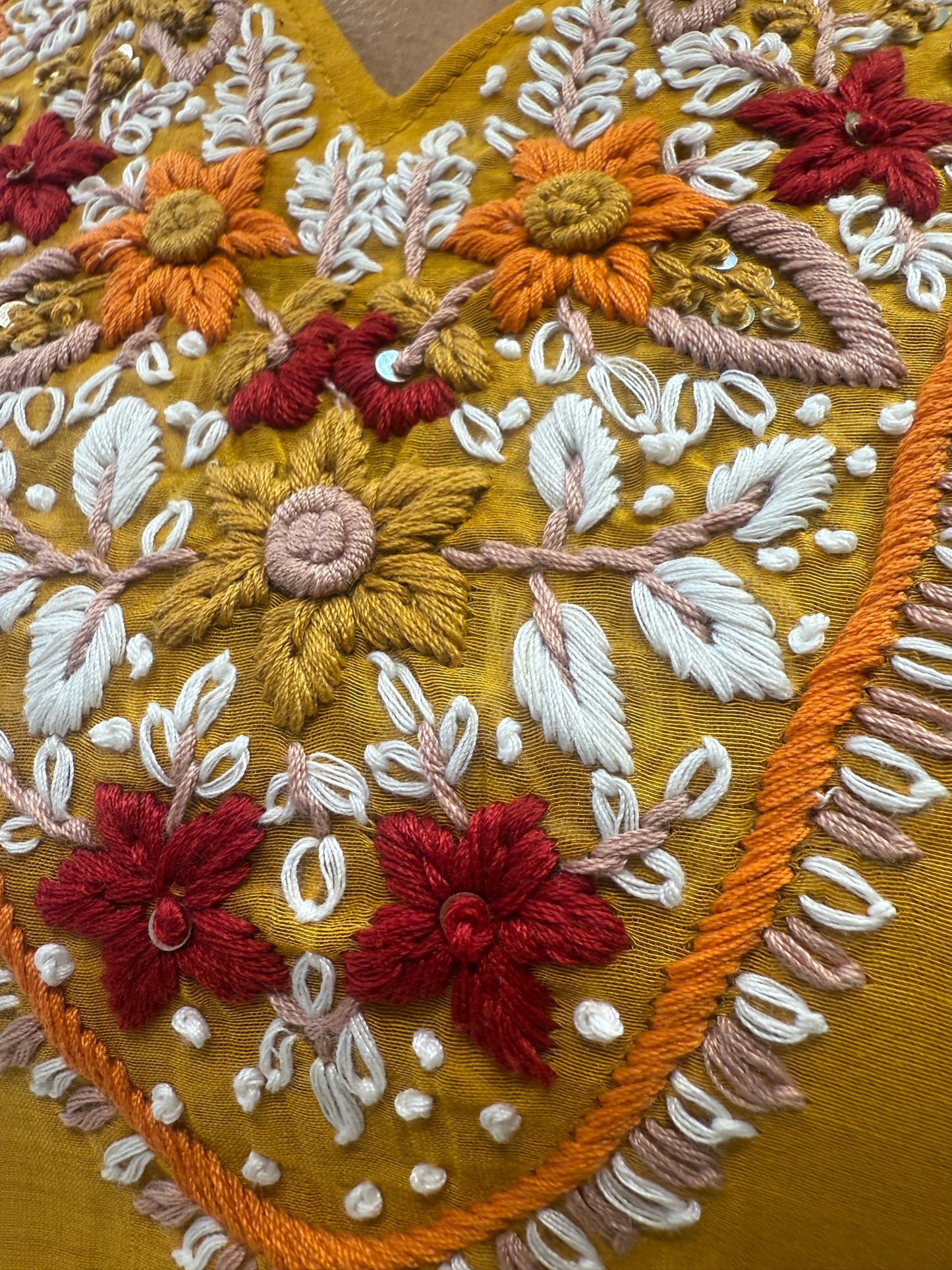 Two sides pocket thread Embroidery Kurti with pant and Dupatta