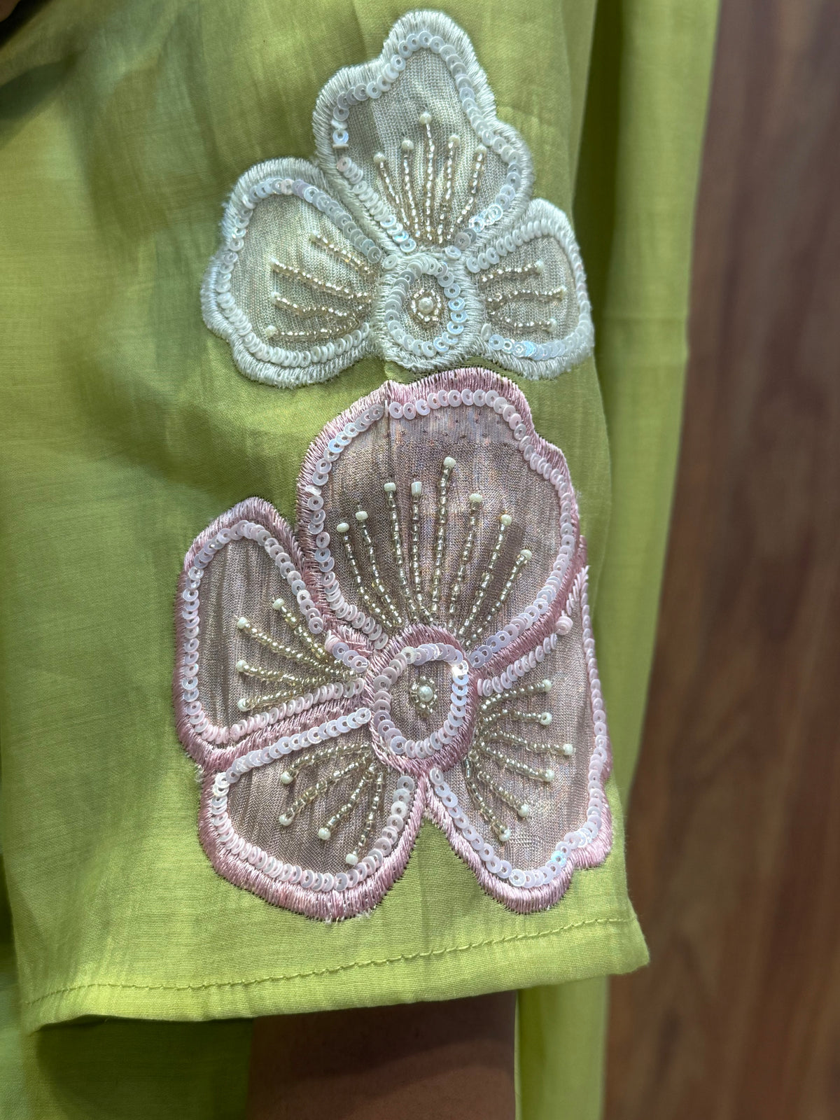 Pure Silk Green Embroidery Kurti With Pant and Scallop Cut Dupatta -HSC1227