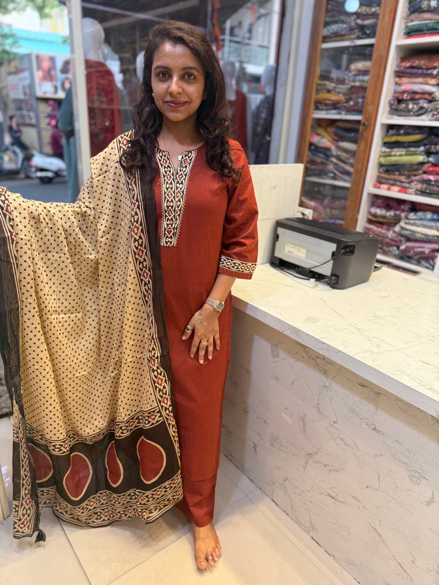 Brown Printed Contrast Dupatta Back With Pant and Dupatta-HSC55