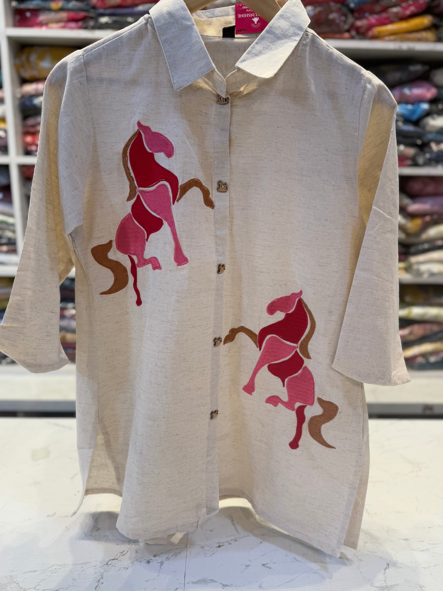 Horse Short top