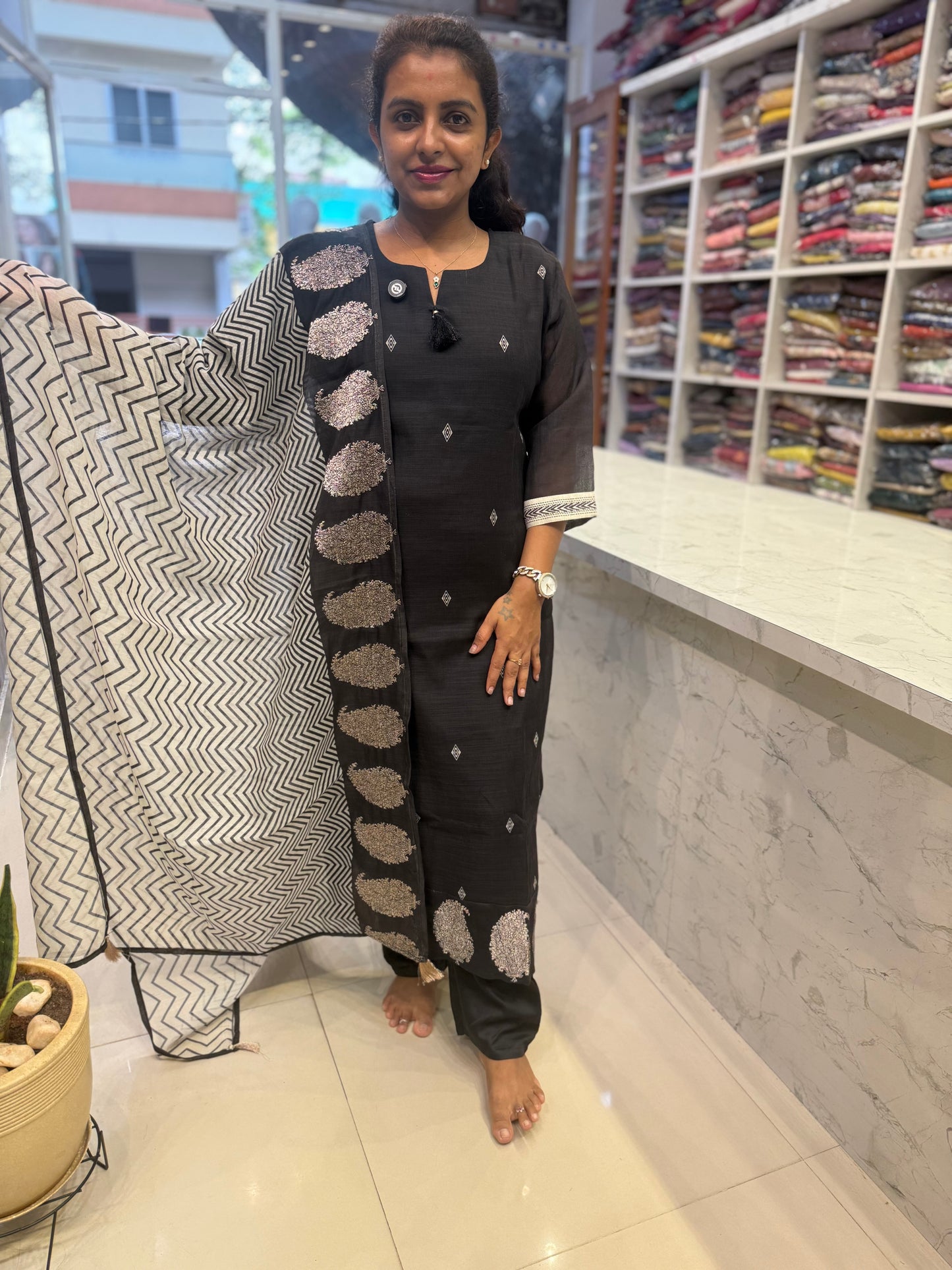 Mango Black Pure Black Linen Kurti With Pant and Zig zag Dupatta