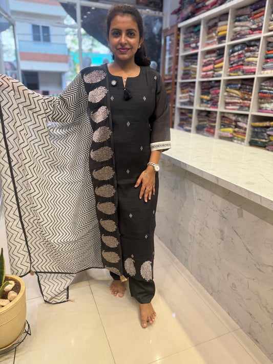 Mango Black Pure Black Linen Kurti With Pant and Zig zag Dupatta