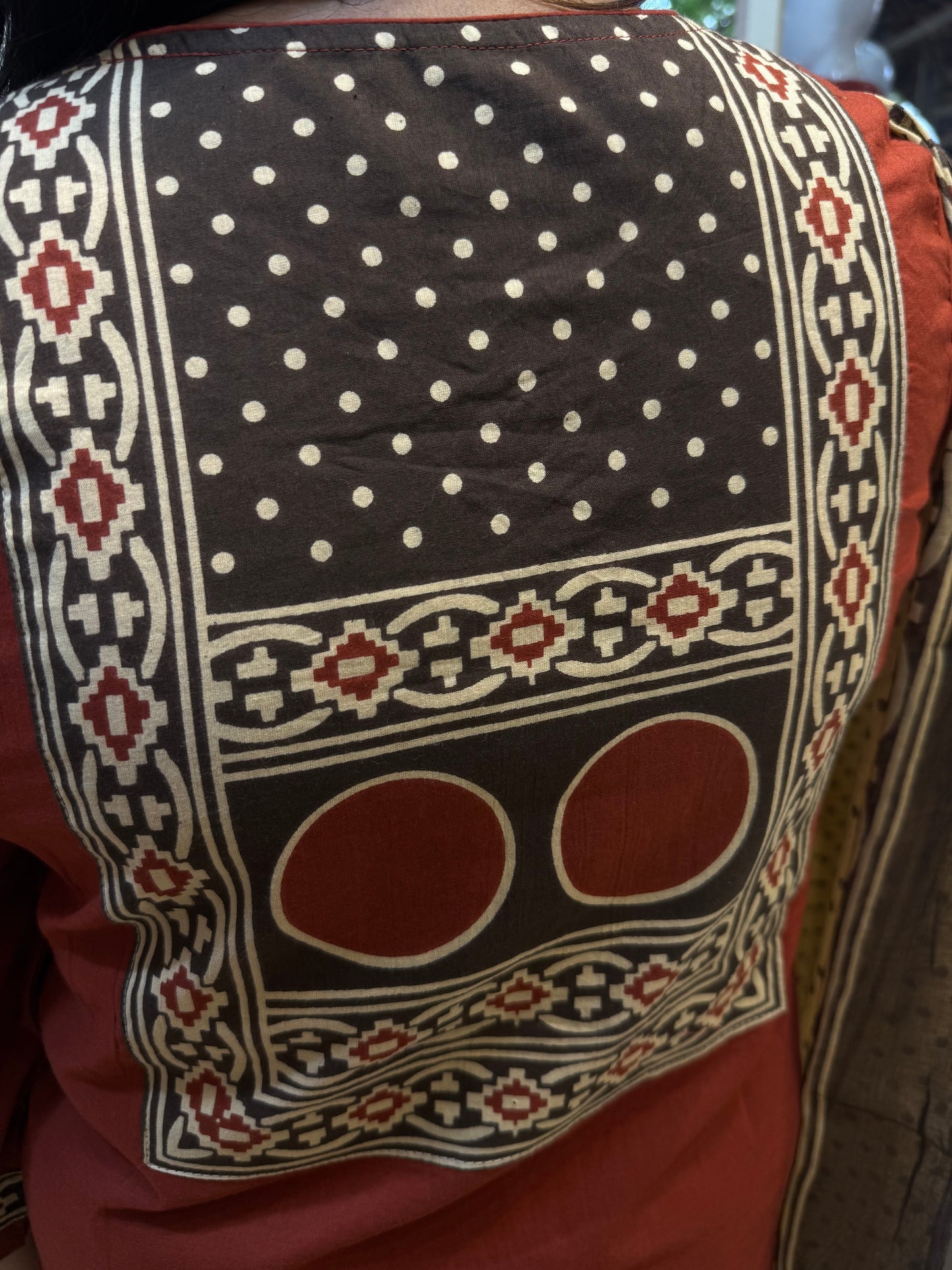 Brown Printed Contrast Dupatta Back With Pant and Dupatta-HSC55