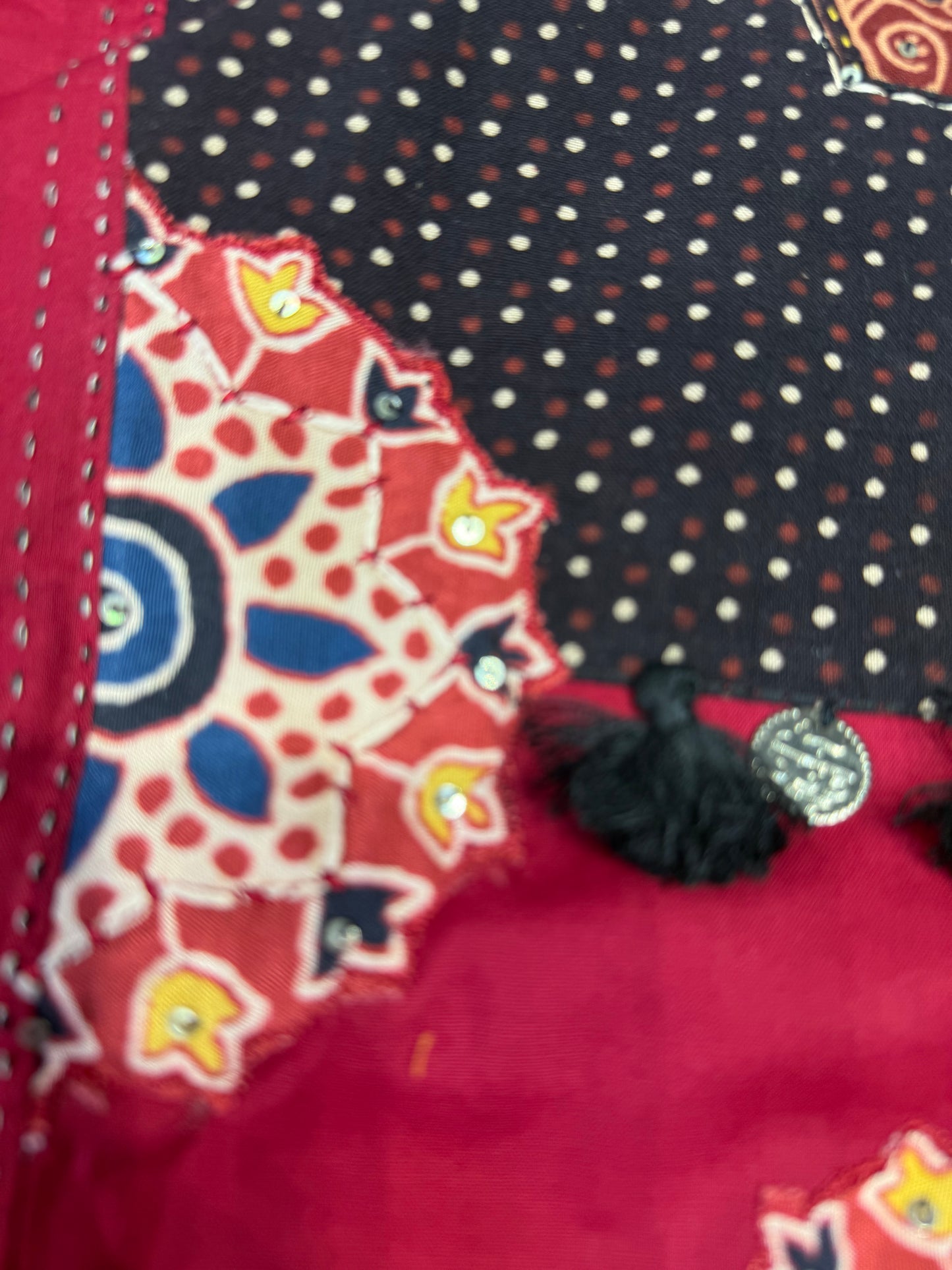 Appliqué Work Kurti with Pant and Constrast Dupatta