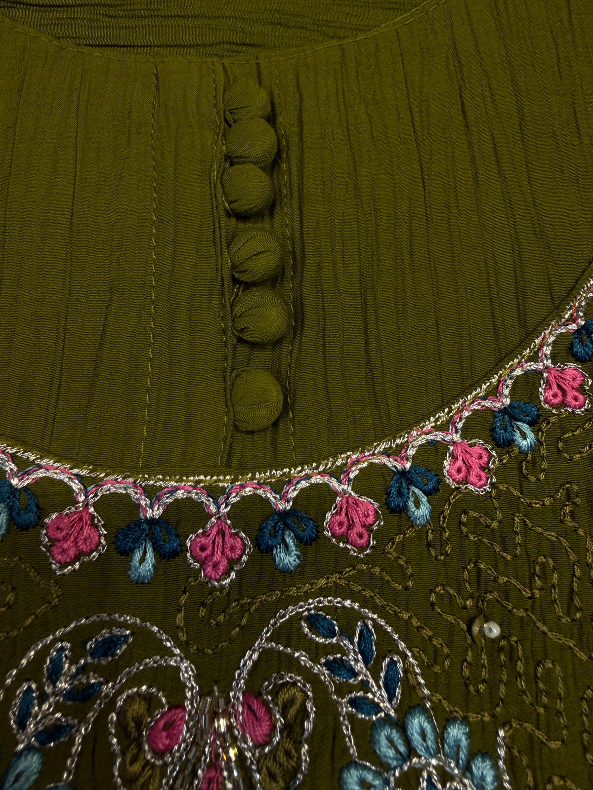 Green Crushed Silk Kurti With Pant and Scallop cut Dupatta -HSC1260