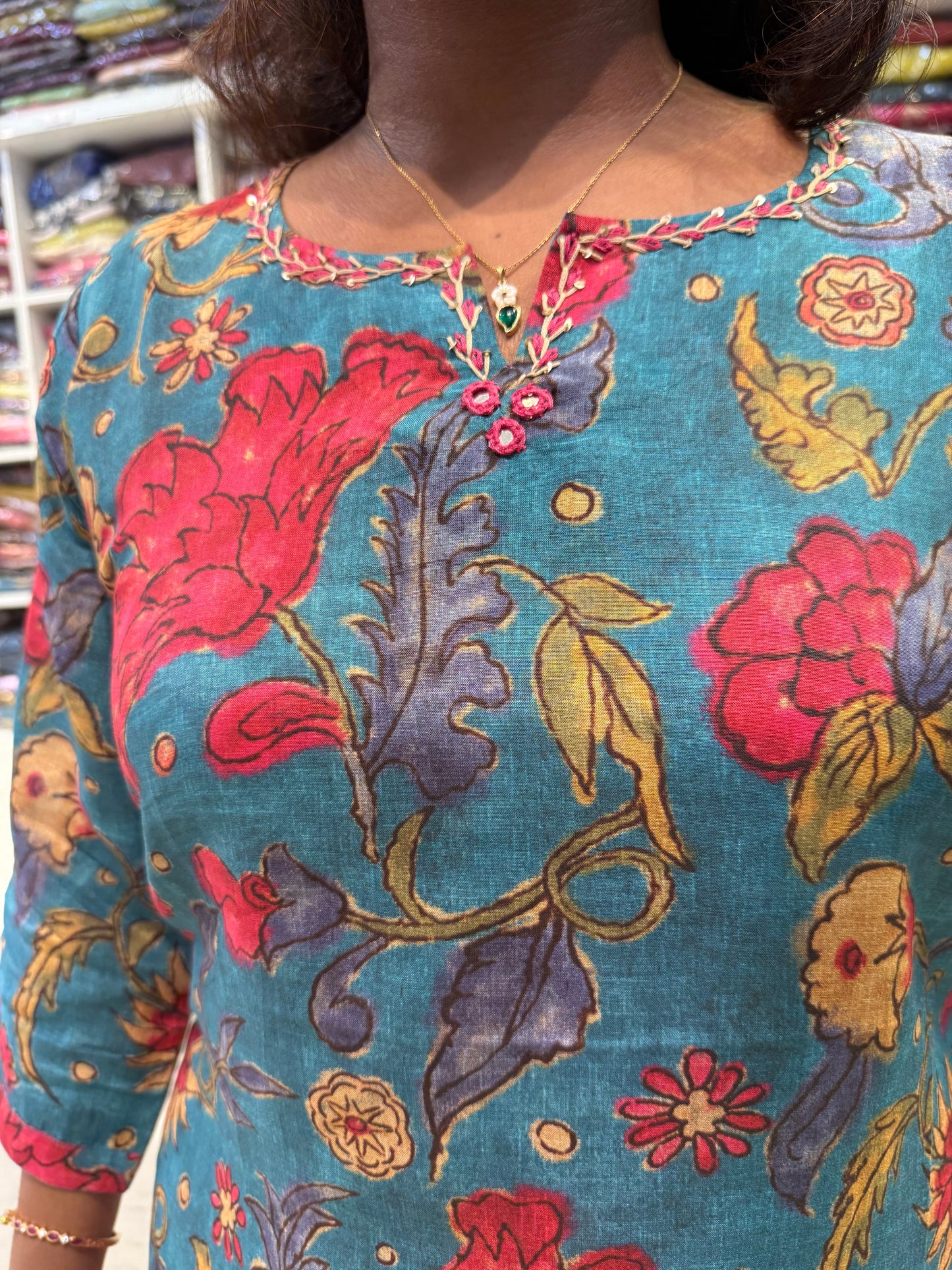 Floral Printed Blue Tunics Top