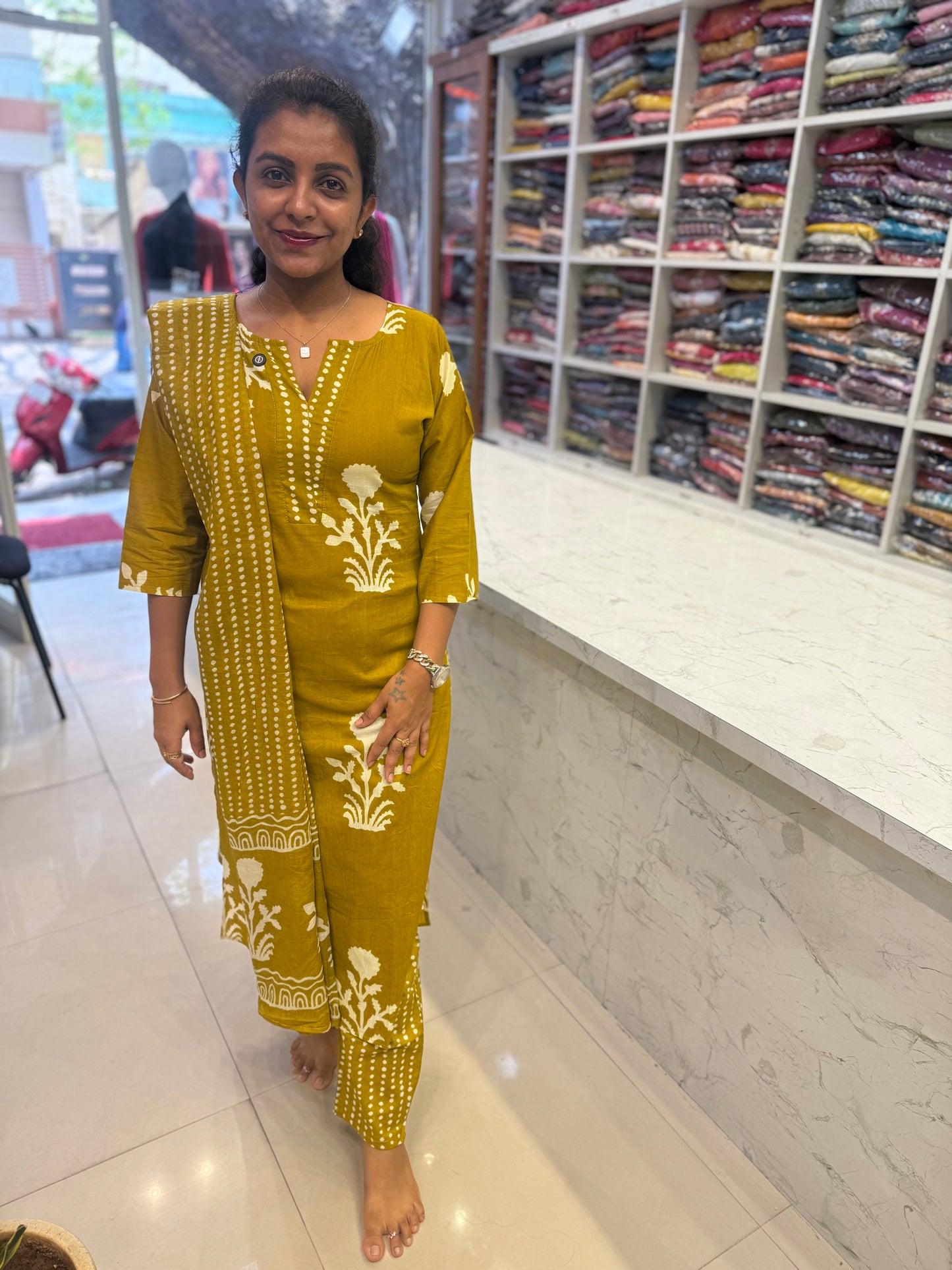 Printed Kurti With Pant and Dupatta-HSC16