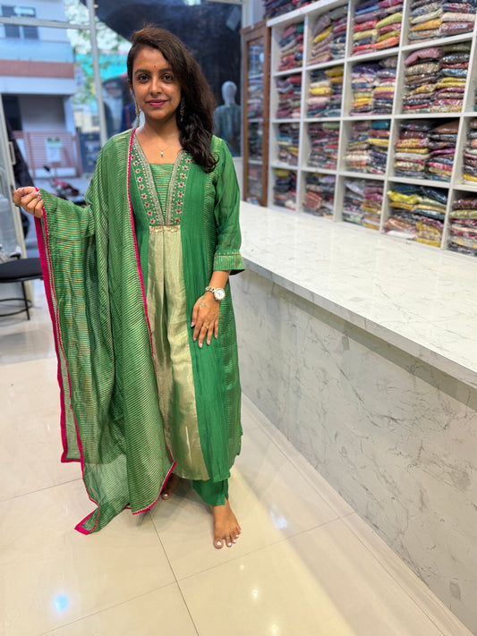 Green Pure Banarasi Mul Chanderi A-line Kurti With Pant and Dupatta-HSC167