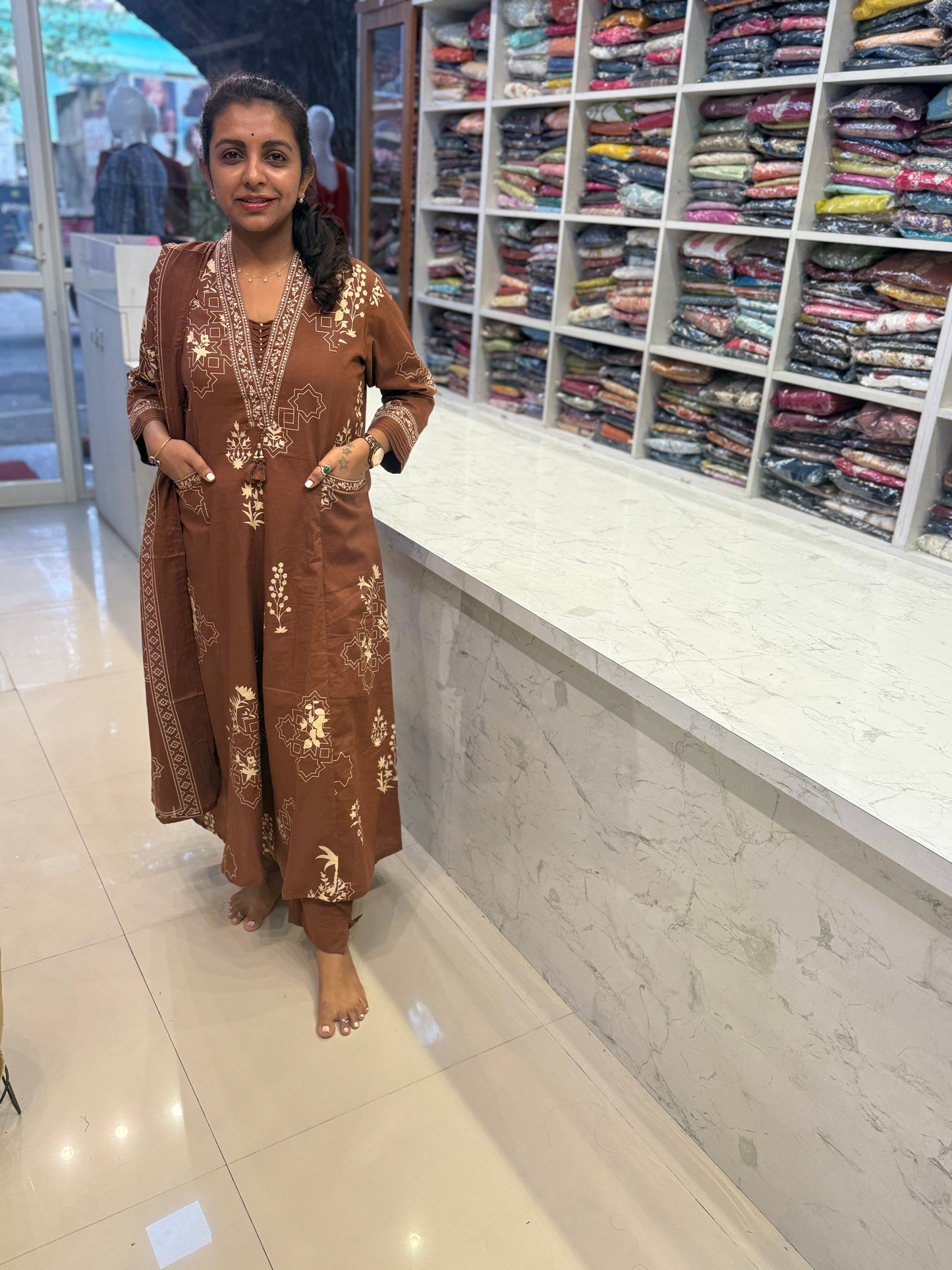 Two sides pockets A-line dress