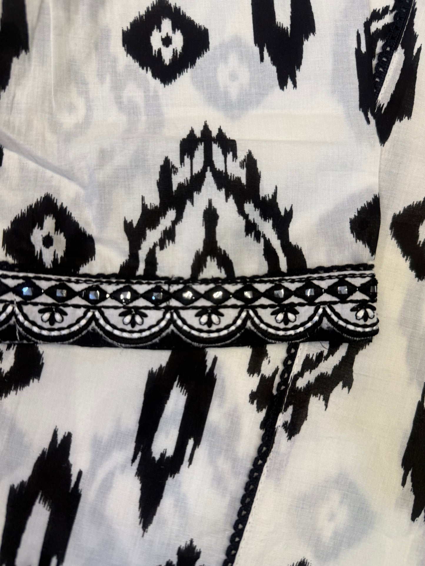 White Printed Pure Cotton Tunics Top - HSC1148