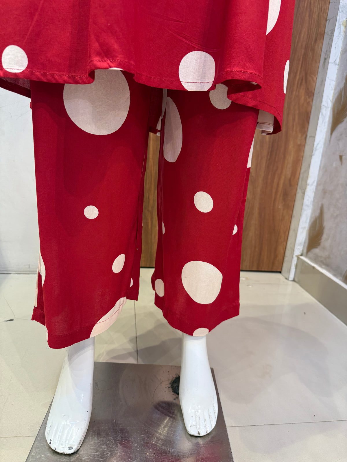 Premium Red Rayon Colour Co-ords Set - HSC1191