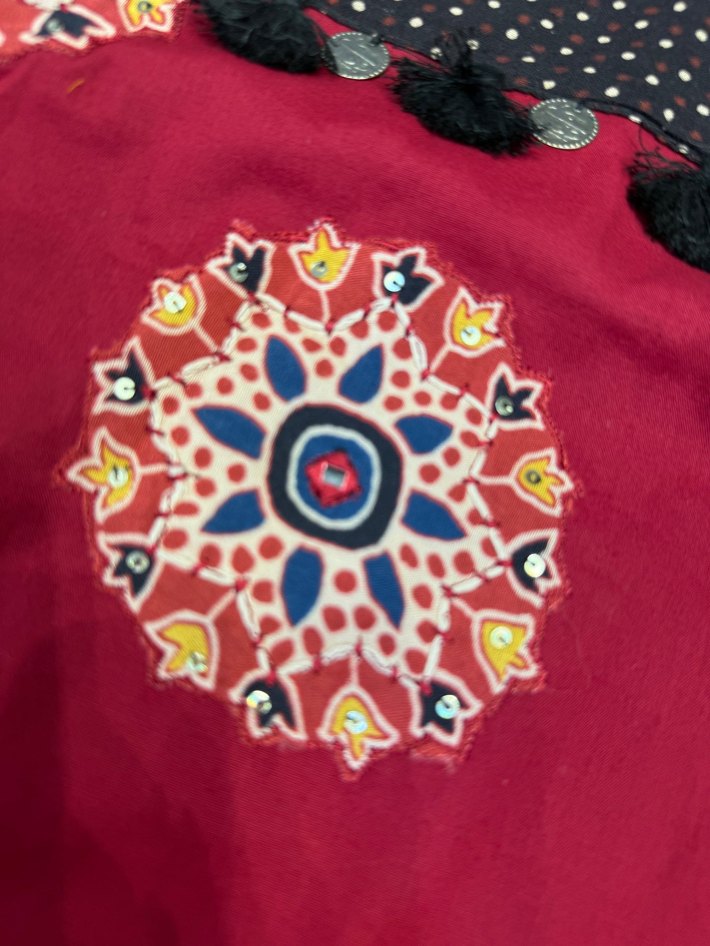 Appliqué Work Kurti with Pant and Constrast Dupatta