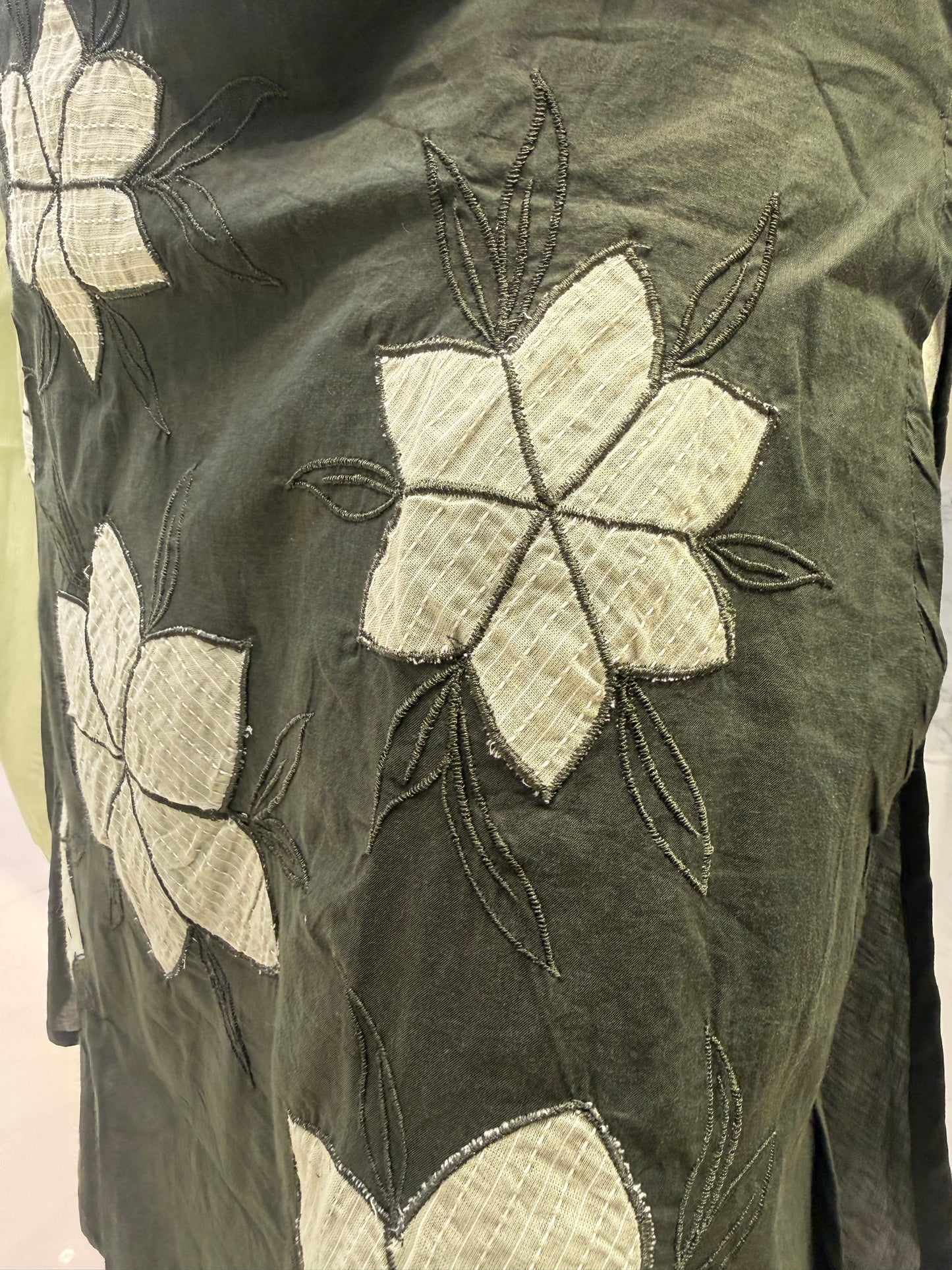 Appliqué Green Kurti With Pant and Dupatta-HSC142