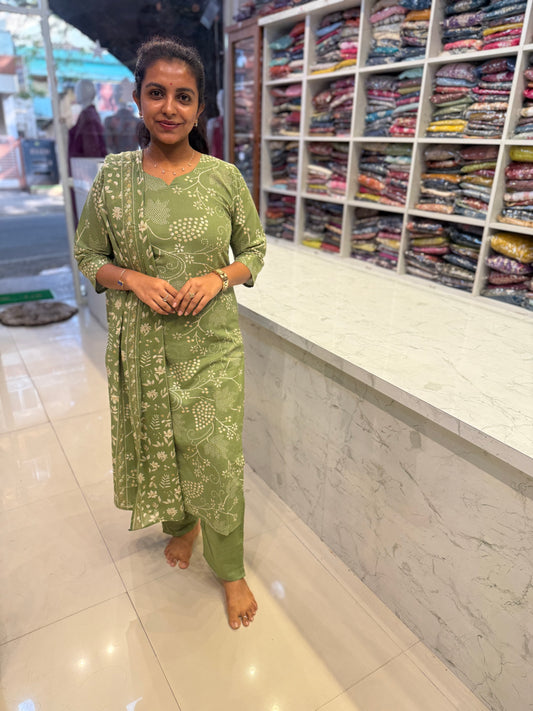 Printed Green Pure Cotton Kurti With Pant and Dupatta