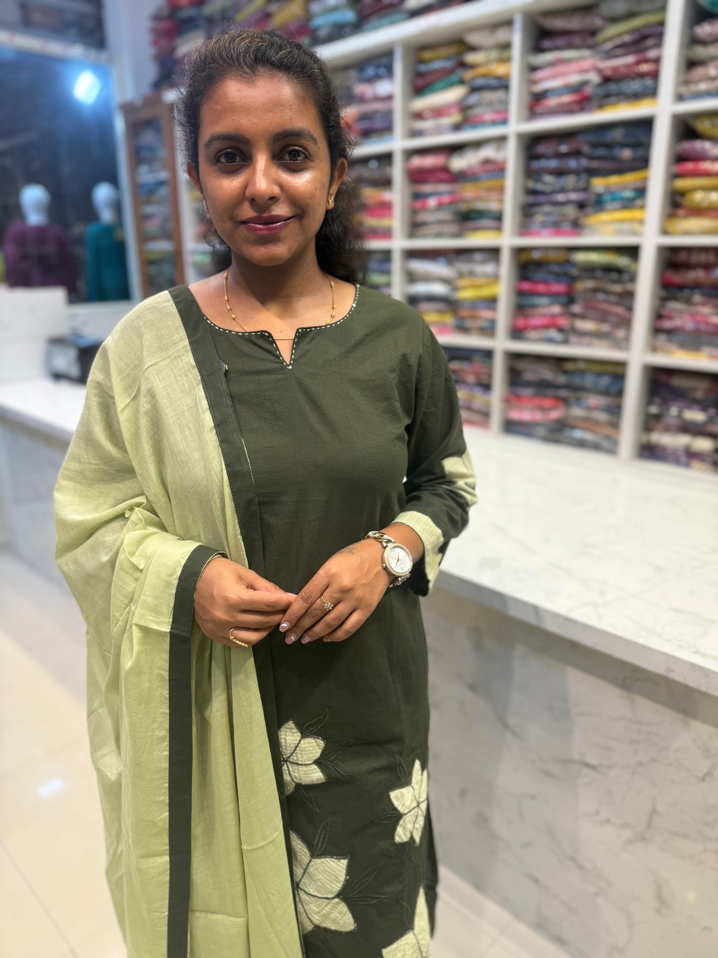 Appliqué Green Kurti With Pant and Dupatta-HSC142
