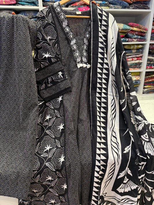 Two Sides Pockets Black Cotton Kurti With Pant and Dupatta