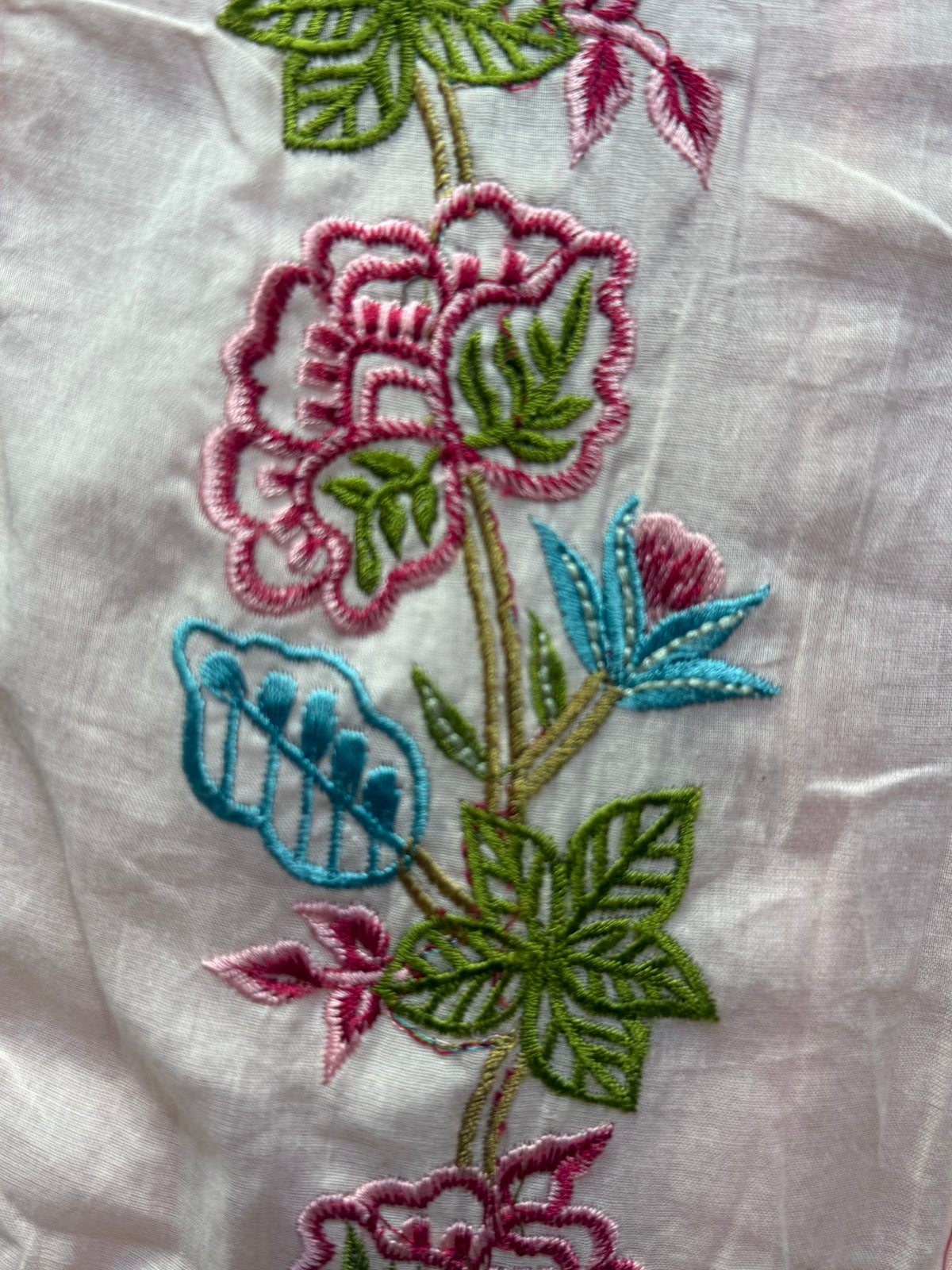 Baby pink Pure Mul Cotton Embroidered Kurti With Pant and Dupatta -HSC1219