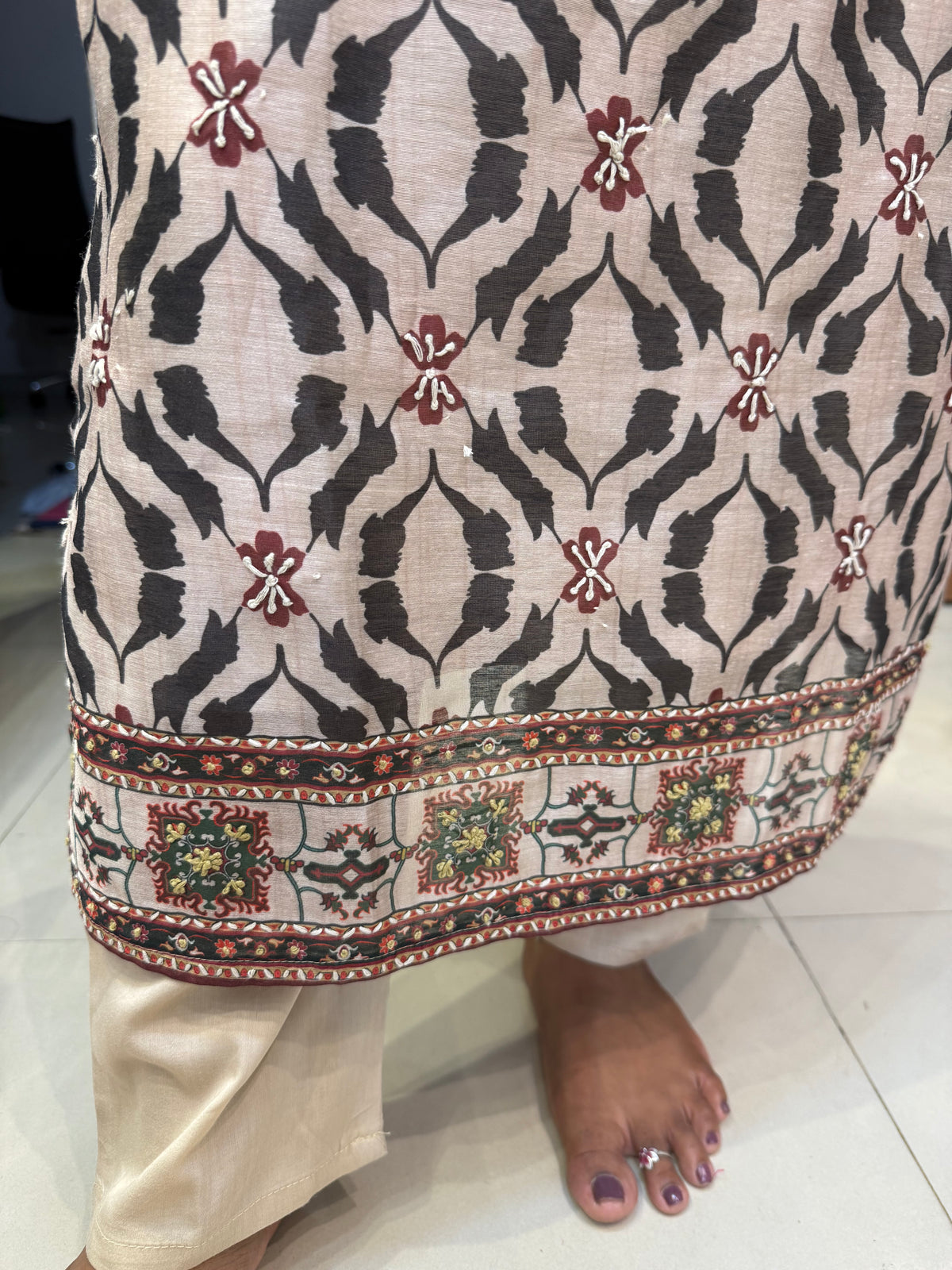 Printed Hand Embroidery Pure Linen Knot Work Kurti With Pant and Dupatta -HSC1220