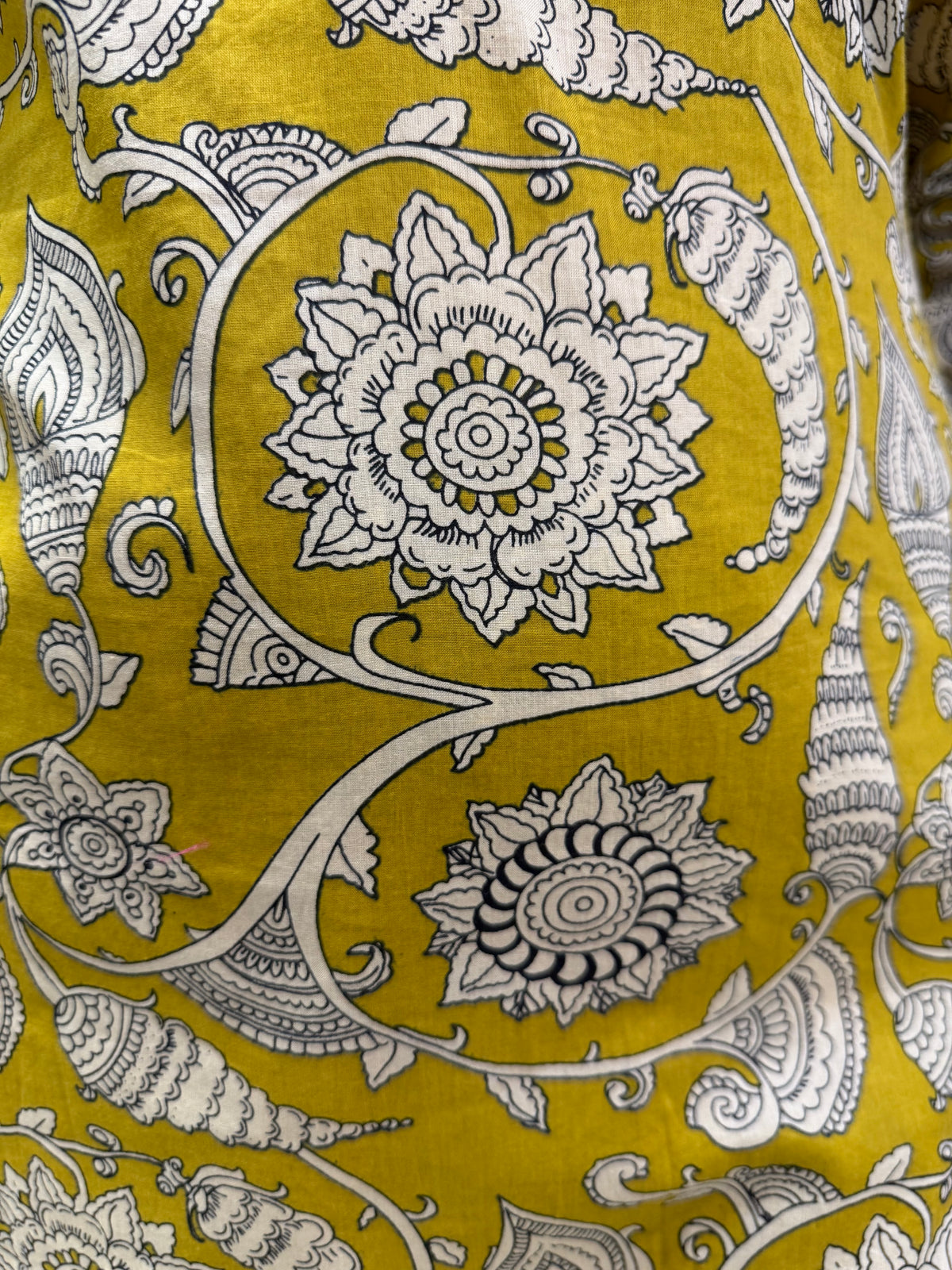 Kalamkari Printed Kurti With Pant and Applique Dupatta -HSC1278