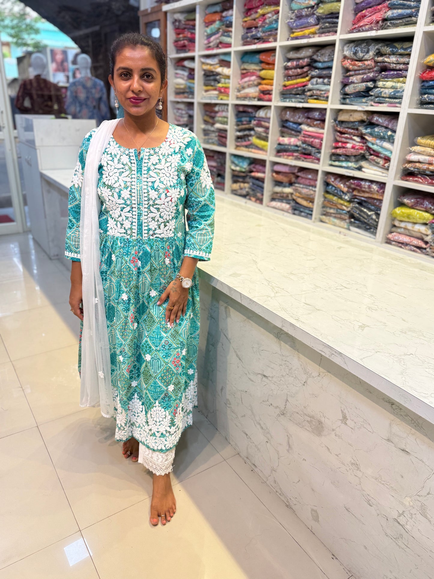 Chikankari work kurti set