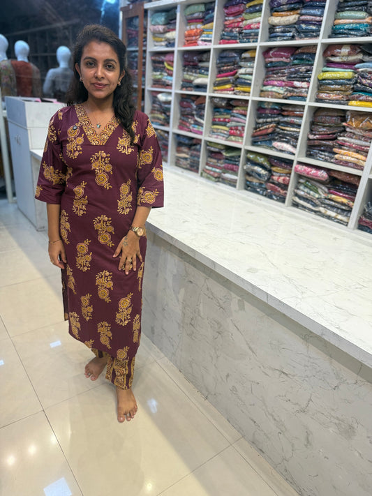 V neck Printed Cotton Kurti With Pant