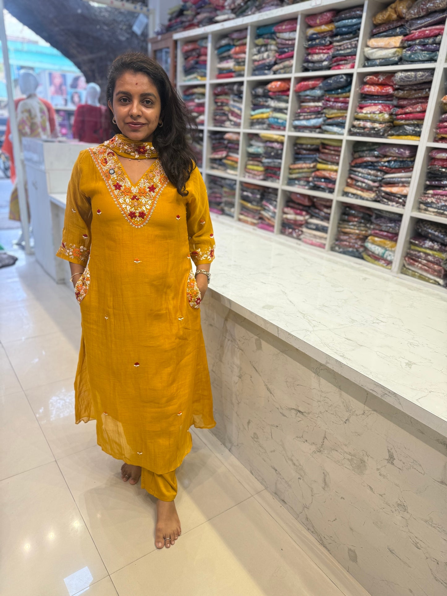 Two sides pocket thread Embroidery Kurti with pant and Dupatta
