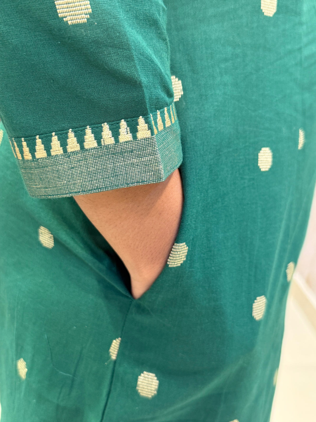 Bottle Green Zari Butta Pure Handdloom Kurti Pant With Dupatta -HSC1268
