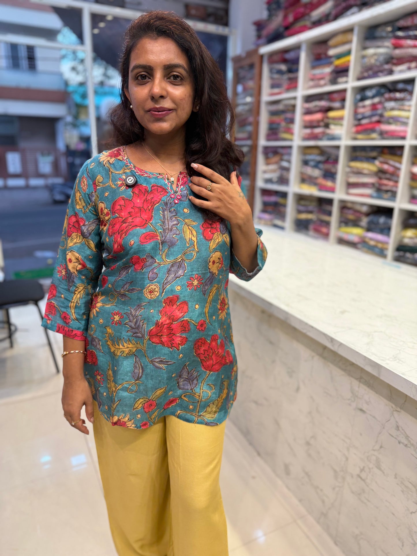 Floral Printed Blue Tunics Top