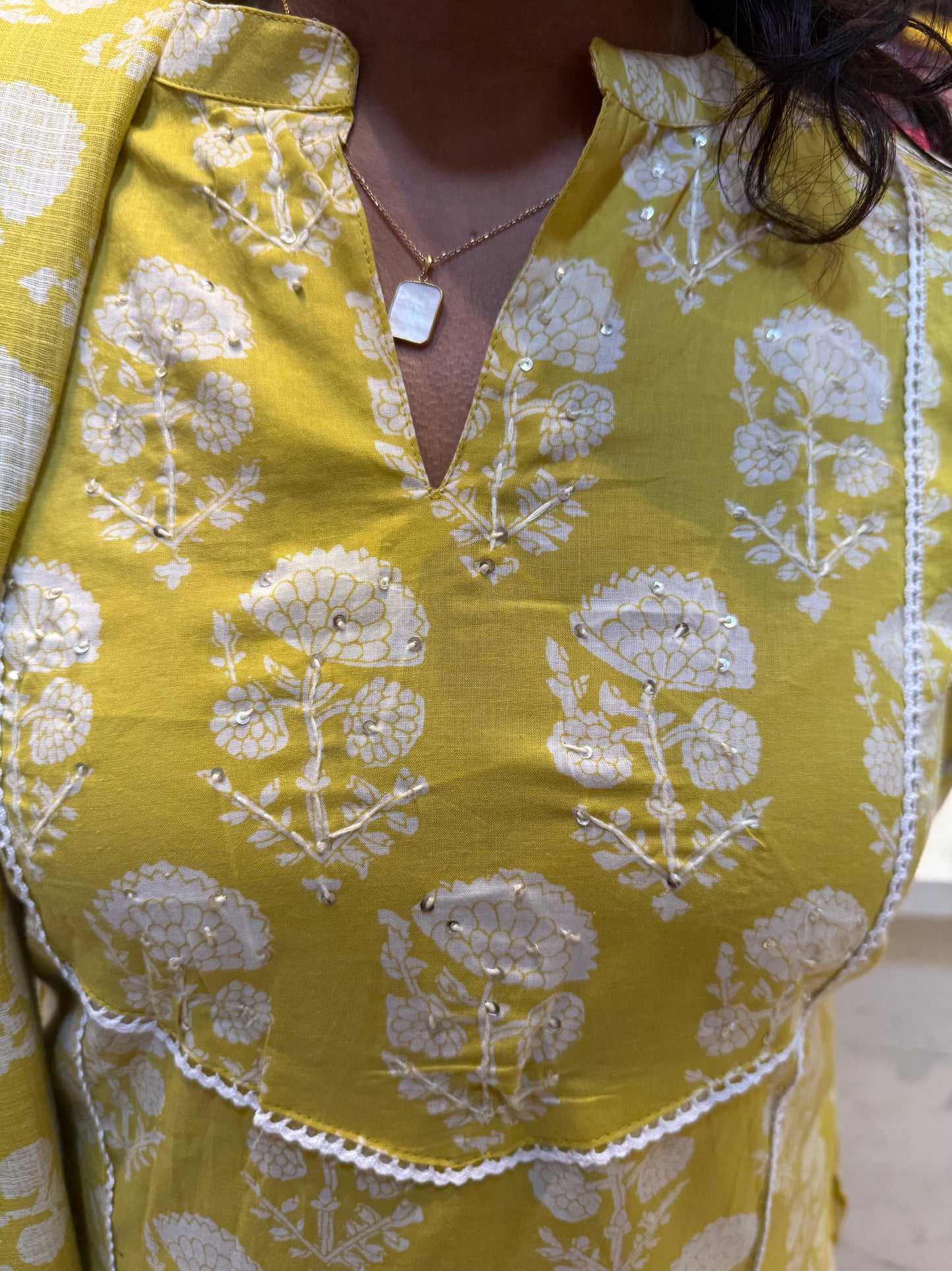 Pure Cotton Thread Embroidery Kurti With Pant and Dupatta-HSC54