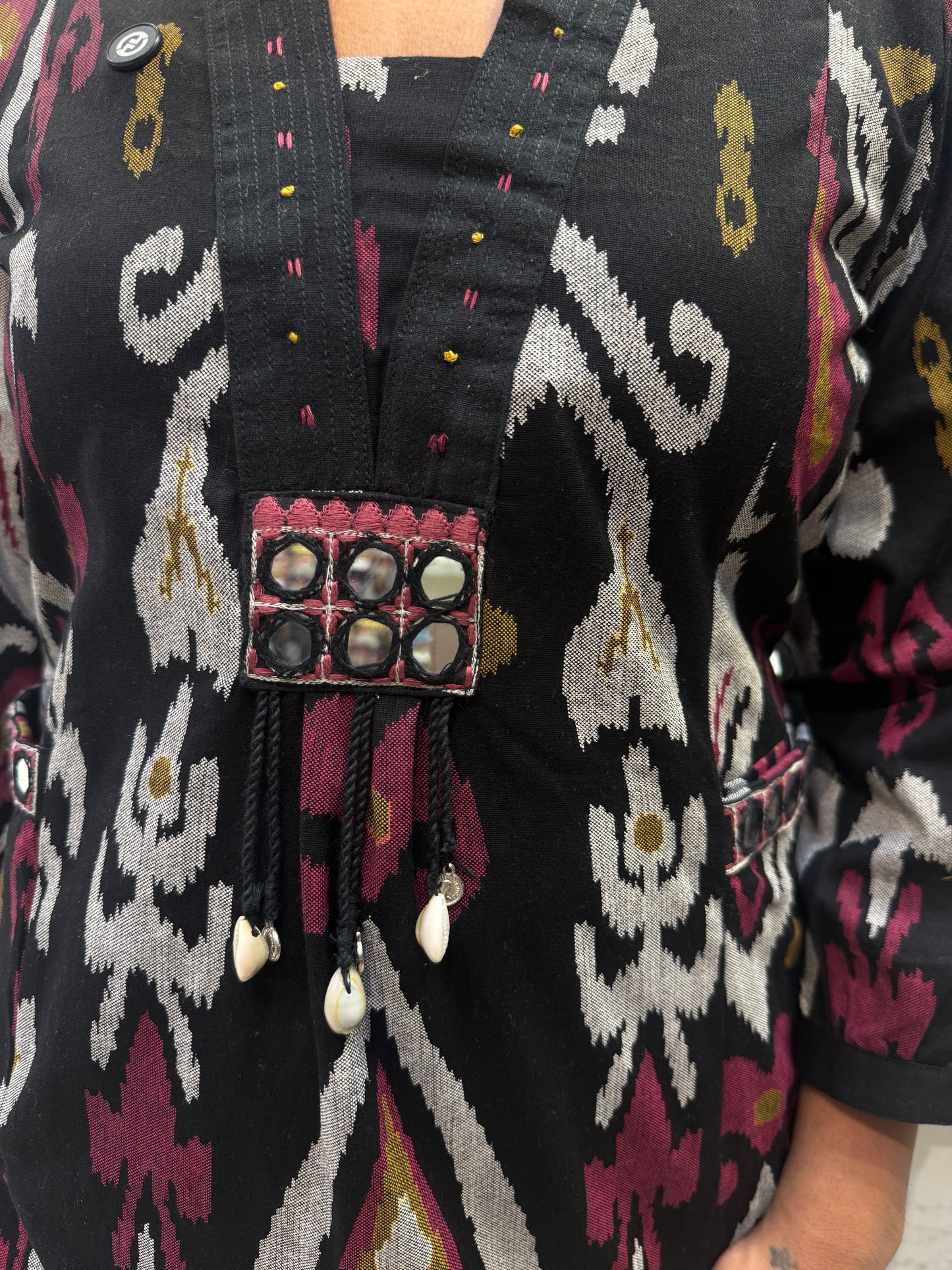Two sides pockets Black Cotton Flex Ikkat Printed Kurti and Pant