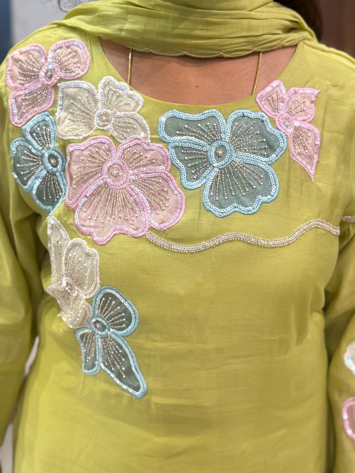 Pure Silk Green Embroidery Kurti With Pant and Scallop Cut Dupatta -HSC1227