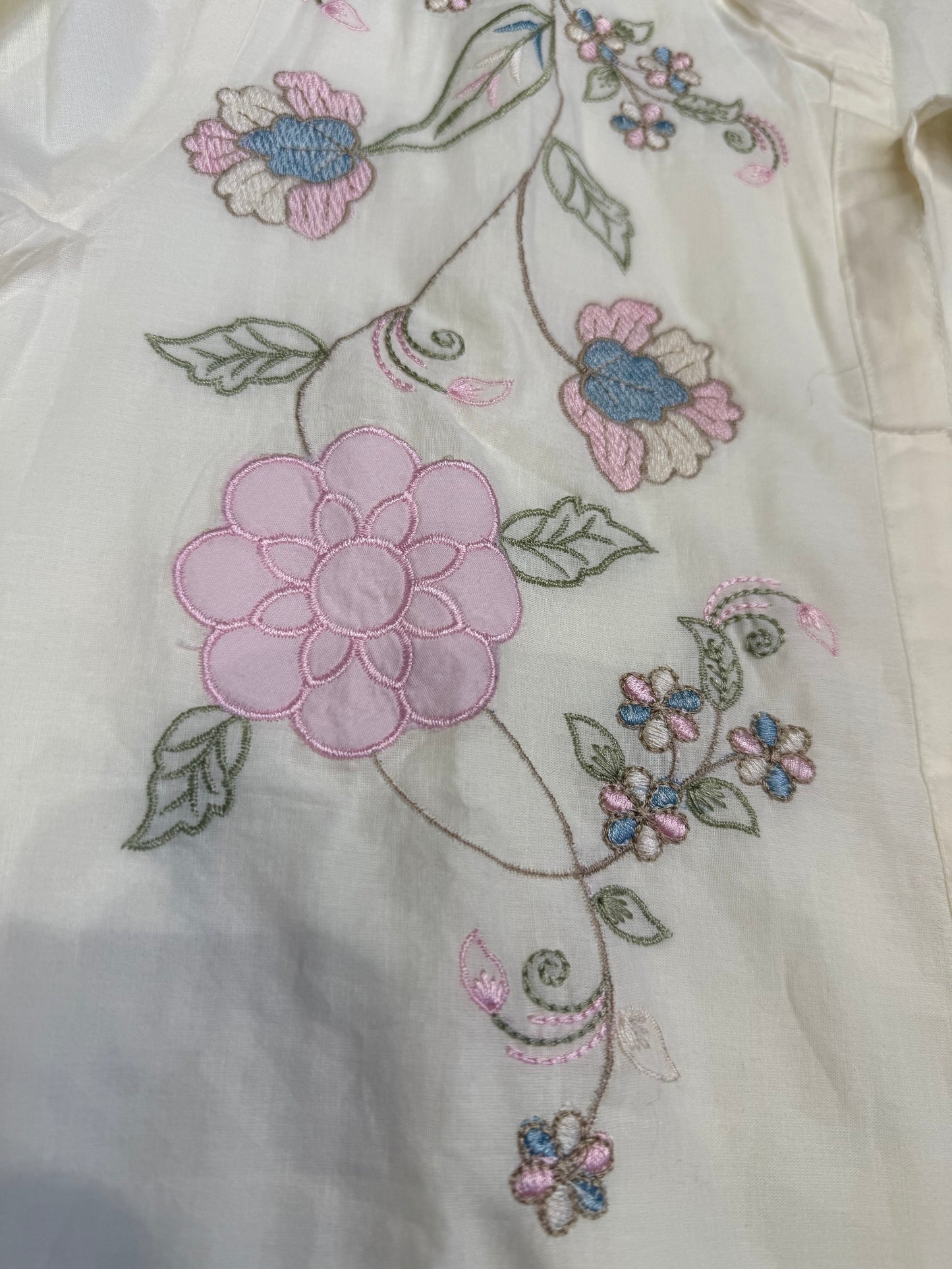 White Pure Cotton Embroidered Co-ords set-HSC187