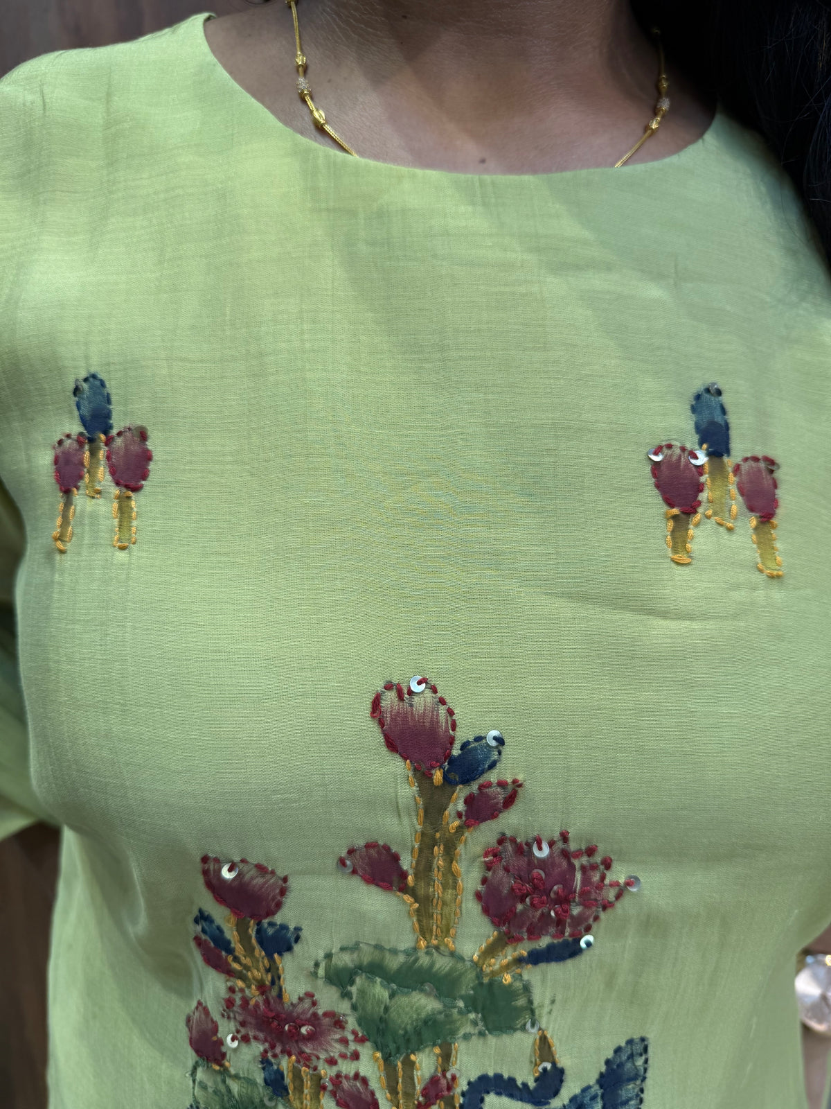 Green Brush Painted Thread Embroidery Pure Silk Kurti With Pant and Dupatta -HSC1290
