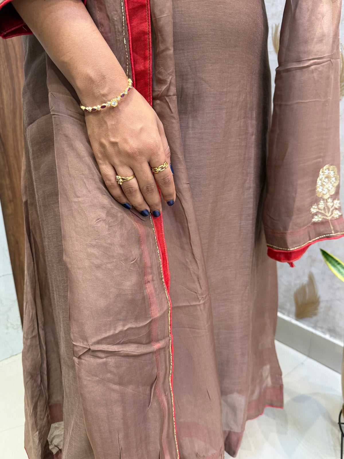Pure Banarasi Mul Chanderi Silk Kurti With Pant and Dupatta -HSC1228