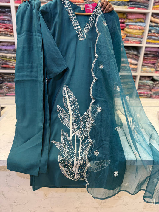 Green Roman Silk semi party wear Kurti with pant and Scallop Dupatta