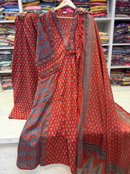 A-line Kurti with Pant and Dupatta with two sides Pockets