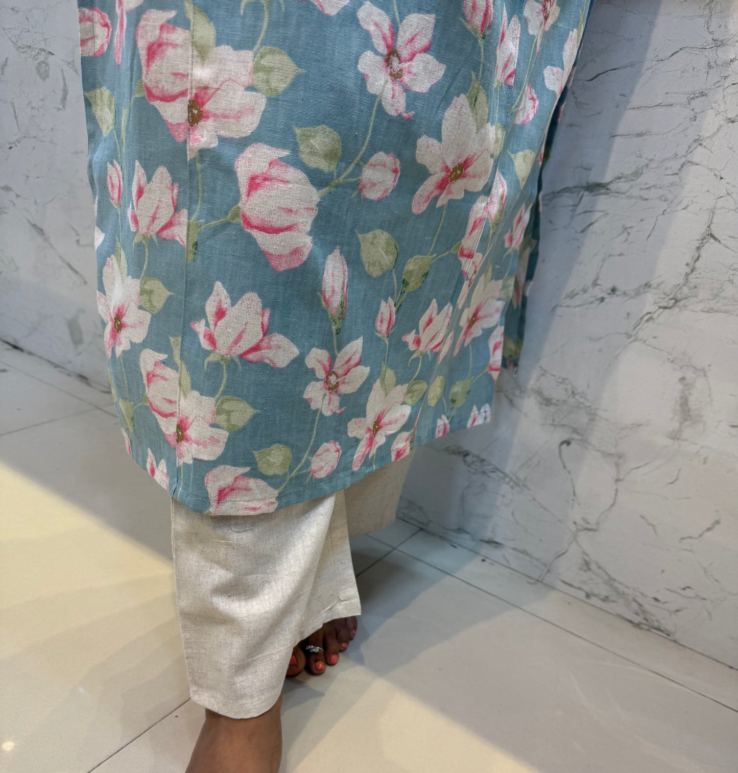 Stylish Floral Cotton Flex Co-ords set  with two sides pockets in kurti